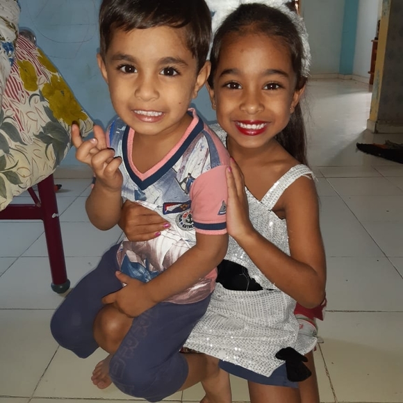 Meet your Posher, Deepa - Picture 1 of 1